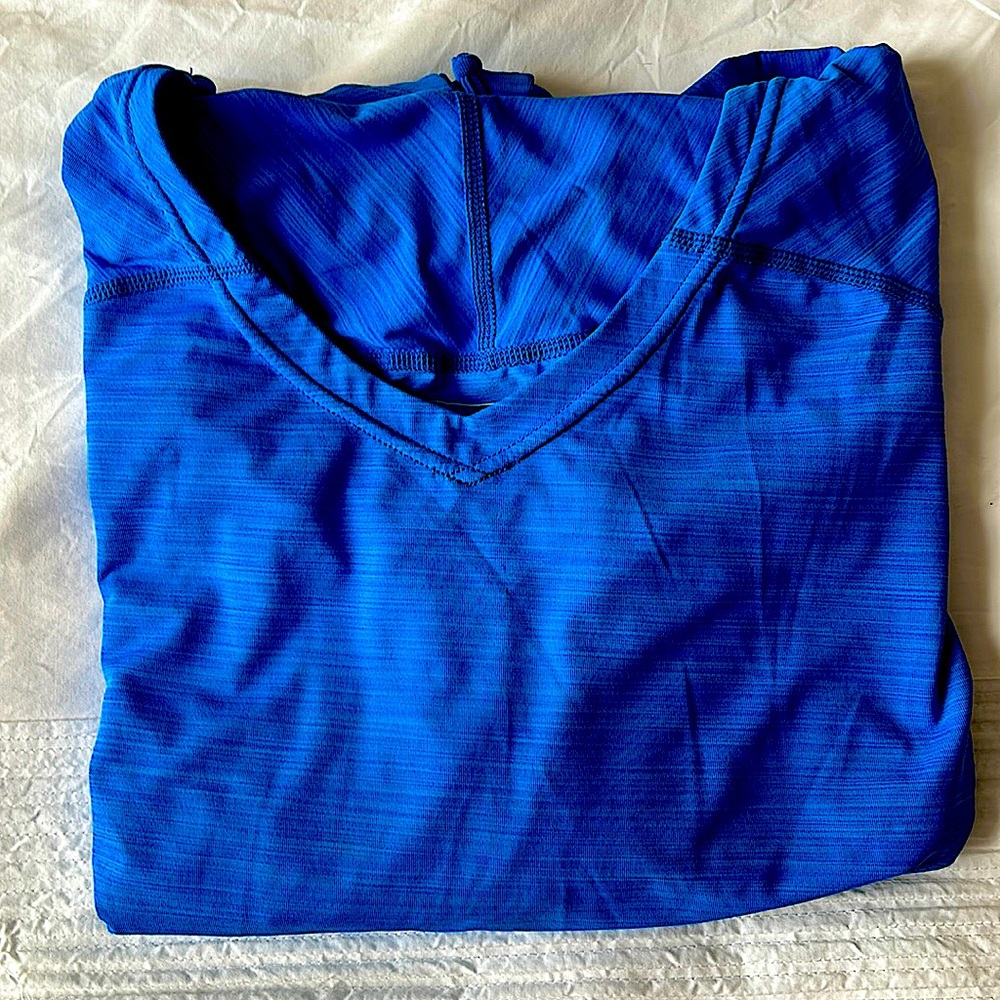 Cool I at Short and Hood for beach and Swimming SPF 50 never worn